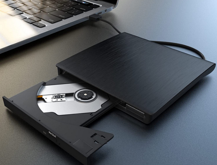 علائم رایج خرابی درایو DVD
