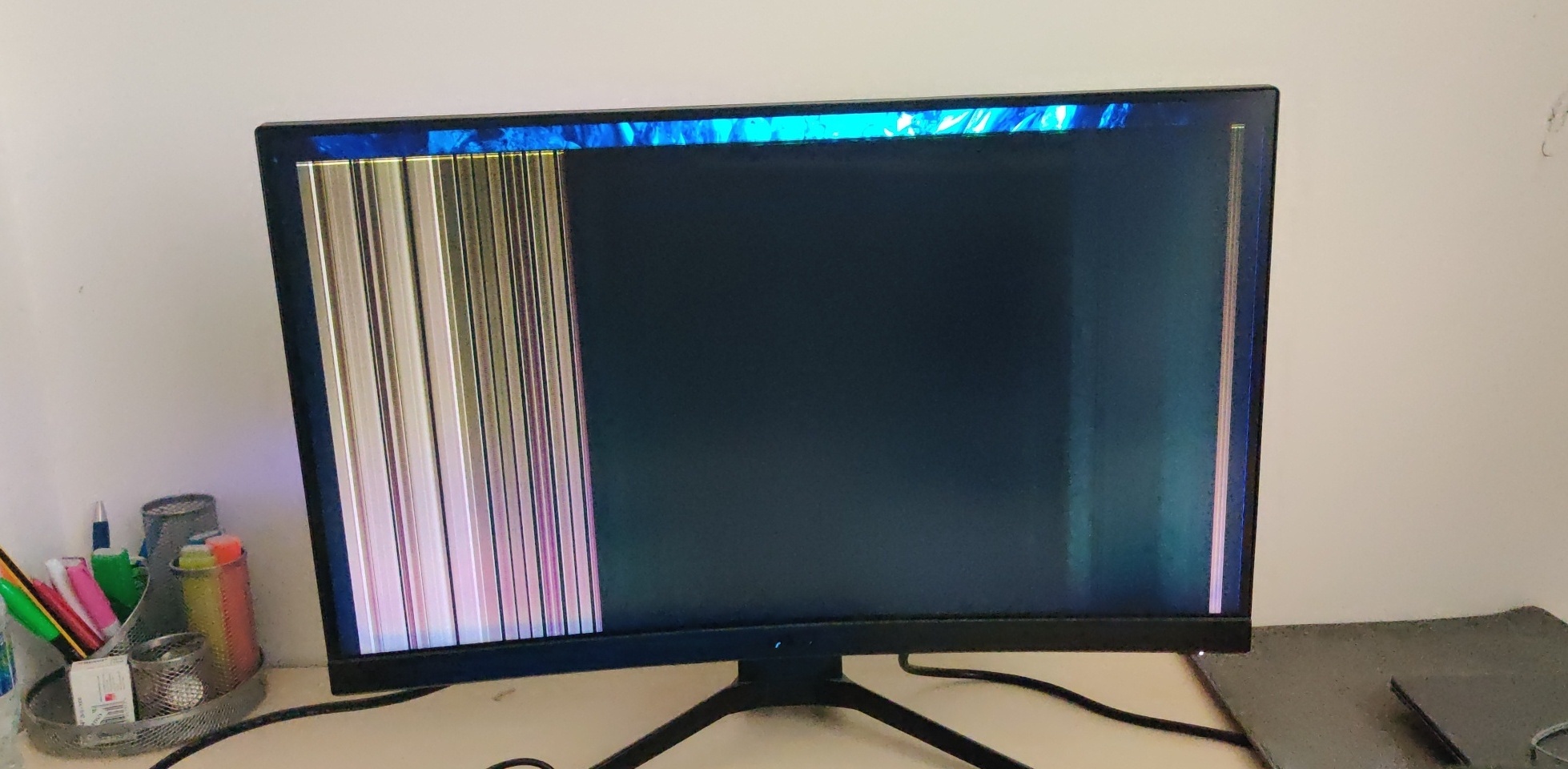 چرا مانیتور Flicker دارد؟